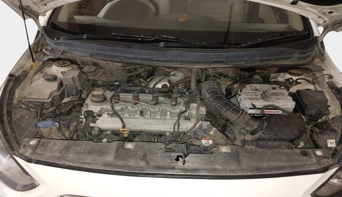 2014 Hyundai Verna FLUIDIC 1.6 CRDI SX, Diesel, Manual, 1,41,700 km, exterior