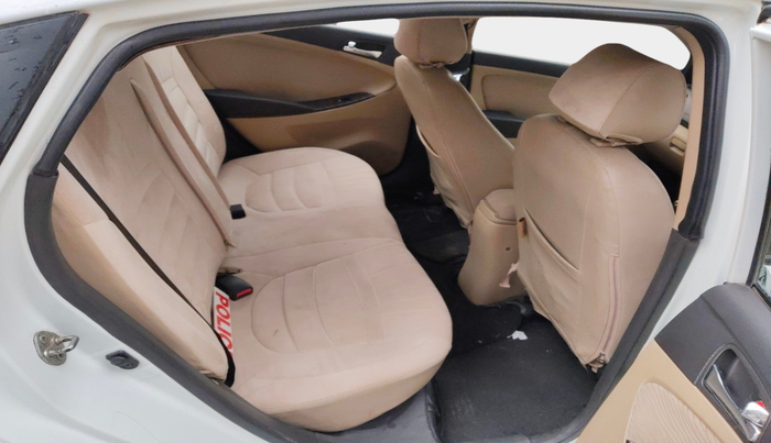 2014 Hyundai Verna FLUIDIC 1.6 CRDI SX, Diesel, Manual, 1,41,700 km, interior
