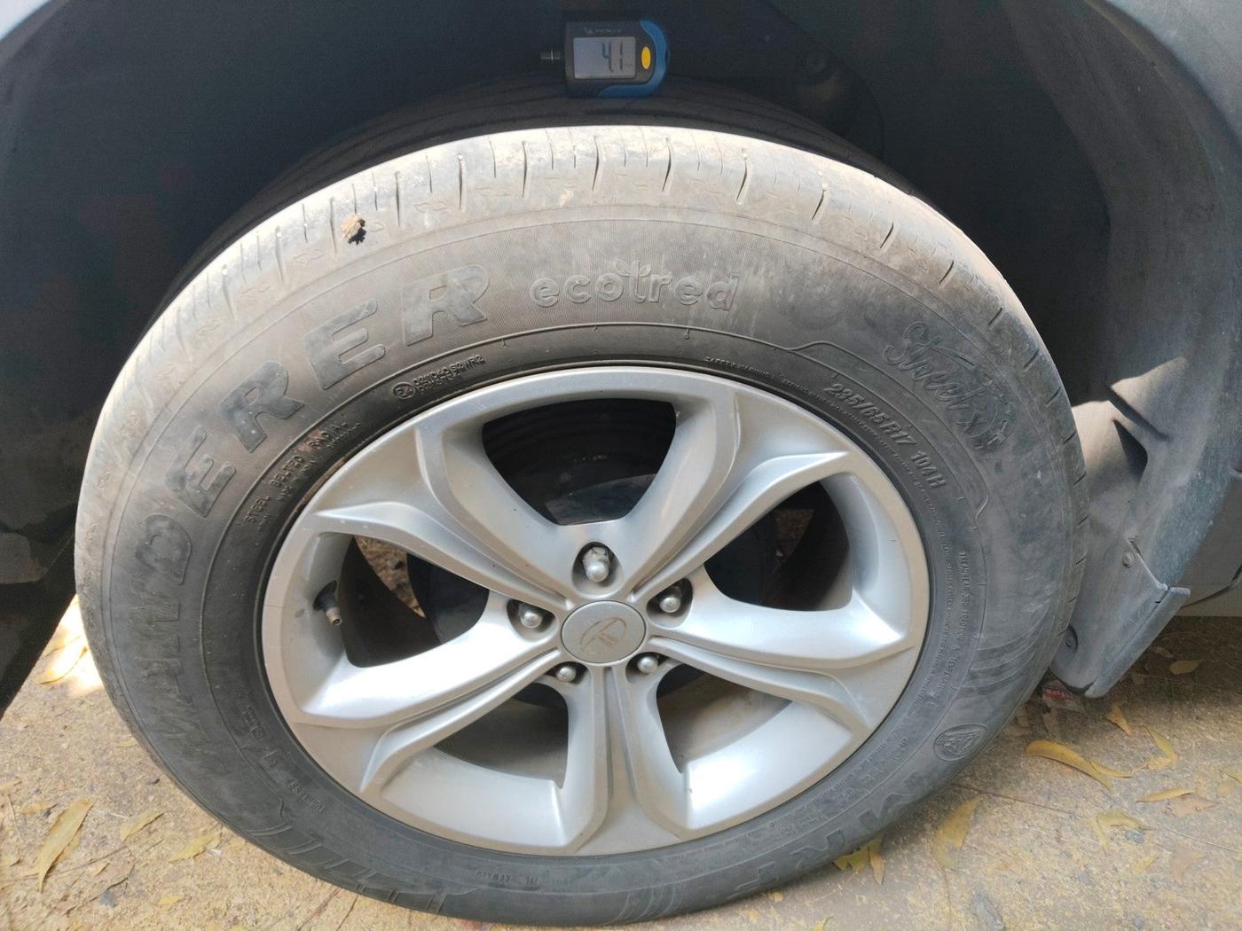 2024 Tata Harrier PURE PLUS, Diesel, Manual, 52,527 km, tyre