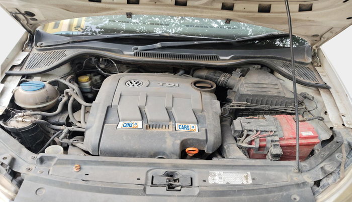2011 Volkswagen Polo COMFORTLINE 1.2L, Diesel, Manual, 1,88,832 km, exterior