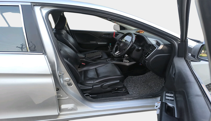 2016 Honda City 1.5L I-VTEC VX (O) MT, Petrol, Manual, 1,07,585 km, interior