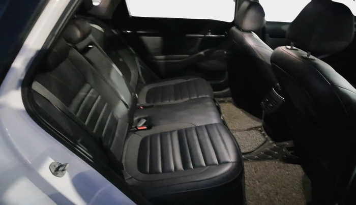 2021 KIA SELTOS GTX PLUS AT 1.5 DIESEL, Diesel, Automatic, 95,833 km, interior