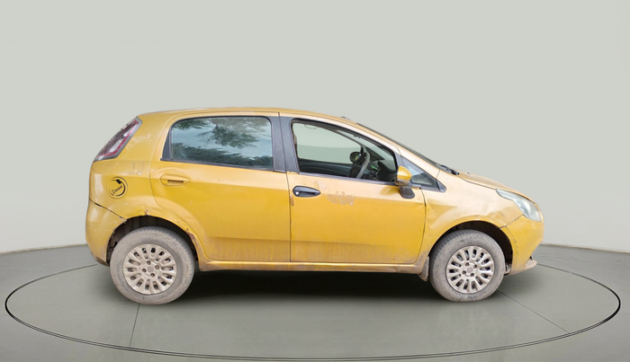 2014 Fiat Punto EVO DYNAMIC 1.3 MULTIJET, Diesel, Manual, 2,35,080 km, exterior