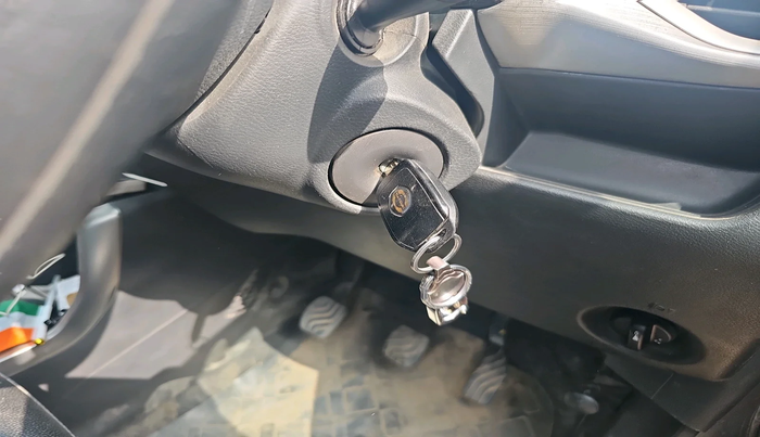 2021 Datsun Redi Go T(O) 1.0, Petrol, Manual, 46,057 km, interior