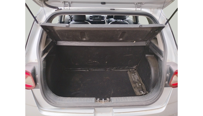 2019 Hyundai VENUE S 1.2, Petrol, Manual, 31,053 km, exterior