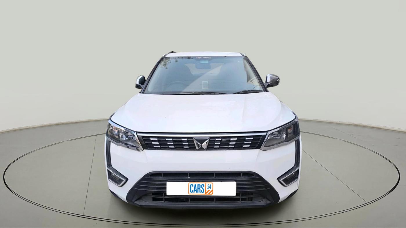 2023 Mahindra XUV300 W6 1.5 Diesel, Diesel, Manual, 94,800 km, exterior
