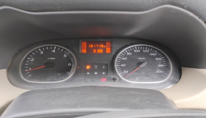 2013 Renault Duster 85 PS RXL DIESEL, Diesel, Manual, 1,31,719 km, interior