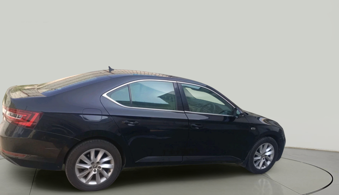 2016 Skoda Superb L&K 1.8 TSI AT, Petrol, Automatic, 1,42,880 km, exterior