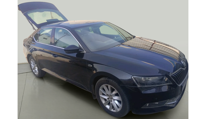 2016 Skoda Superb L&K 1.8 TSI AT, Petrol, Automatic, 1,42,880 km, exterior