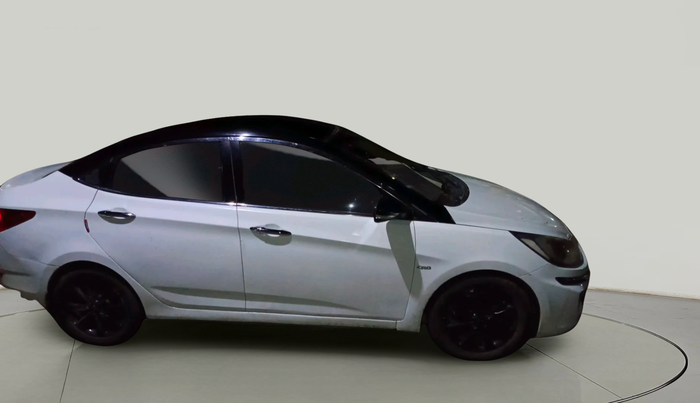 2011 Hyundai Verna FLUIDIC 1.6 CRDI SX, Diesel, Manual, 18,057 km, exterior