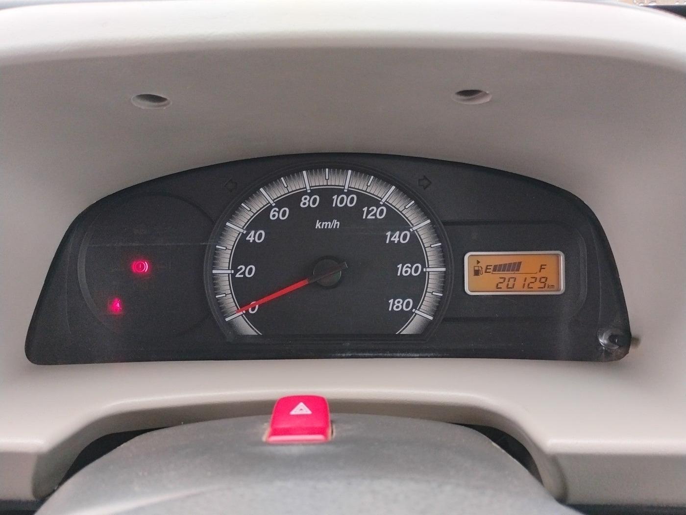 2022 Maruti Eeco 5 STR AC (O), Petrol, Manual, 20,129 km, interior