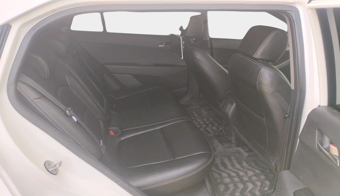 2016 Hyundai Creta SX PLUS AT 1.6 DIESEL, Diesel, Automatic, 1,07,289 km, interior