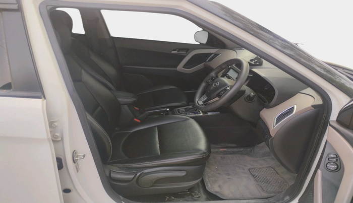 2016 Hyundai Creta SX PLUS AT 1.6 DIESEL, Diesel, Automatic, 1,07,289 km, interior