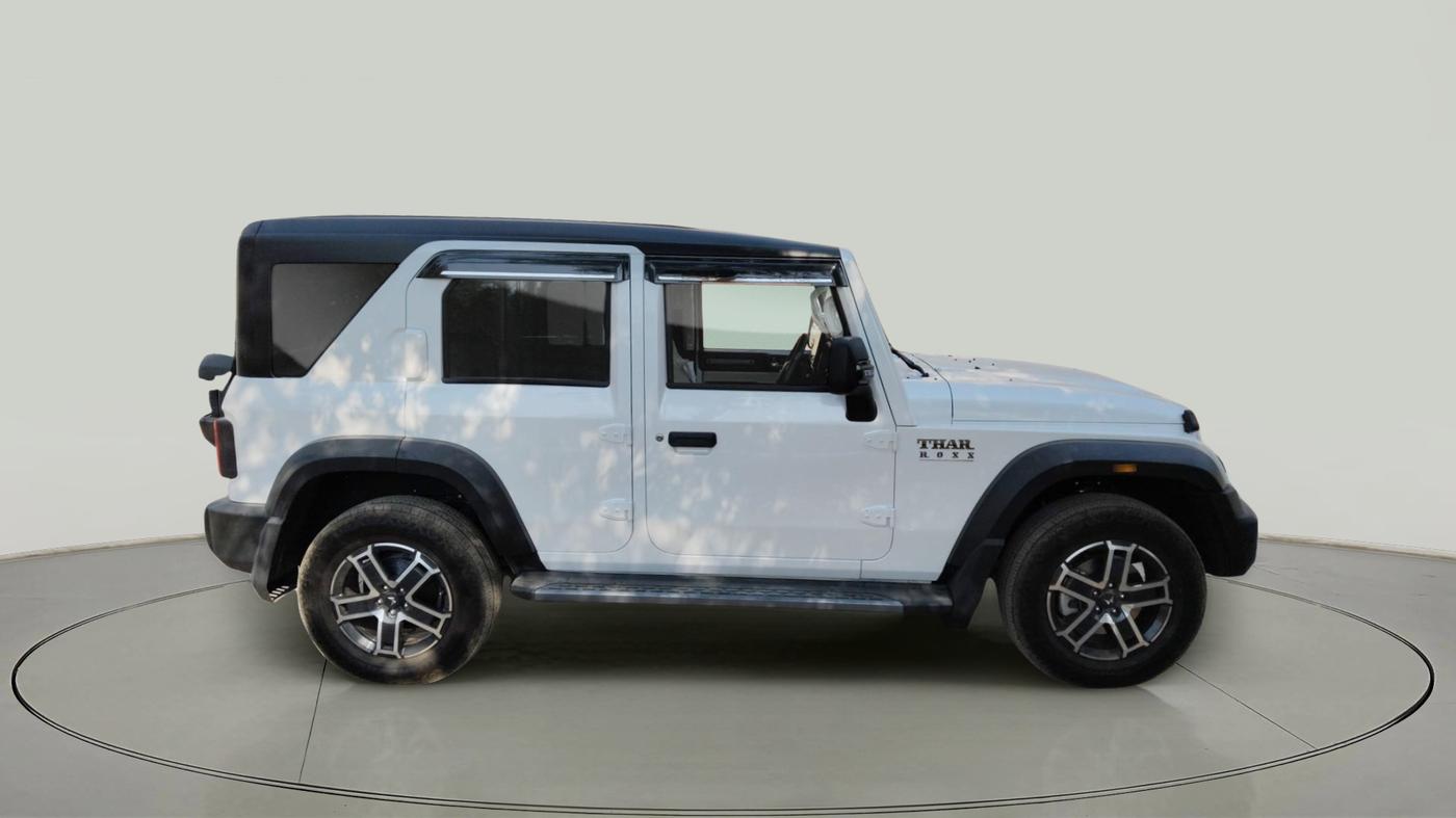2024 Mahindra Thar Roxx MX5 Diesel MT 2WD, Diesel, Manual, 4,841 km, exterior