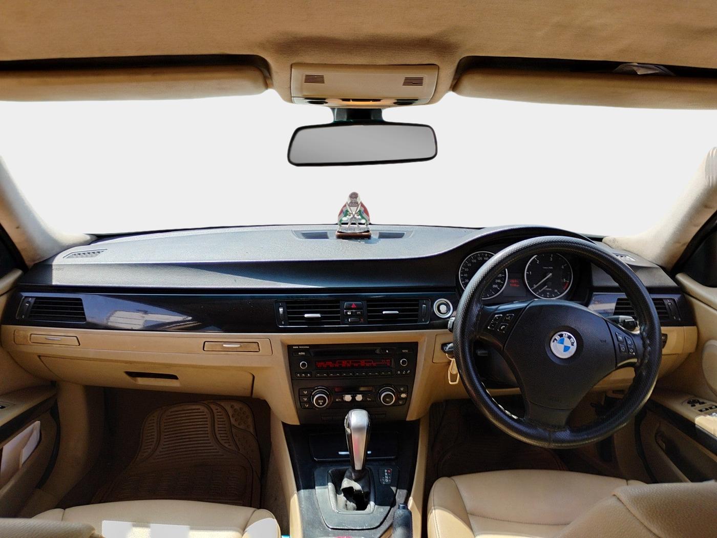 2010 BMW 3 Series 320d, Diesel, Automatic, 1,09,137 km, interior