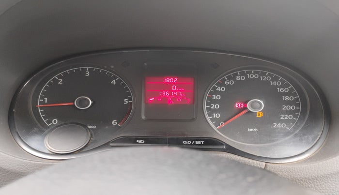 2011 Volkswagen Vento HIGHLINE DIESEL 1.6, Diesel, Manual, 1,36,147 km, interior