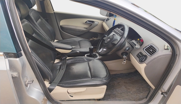 2011 Volkswagen Vento HIGHLINE DIESEL 1.6, Diesel, Manual, 1,36,147 km, interior