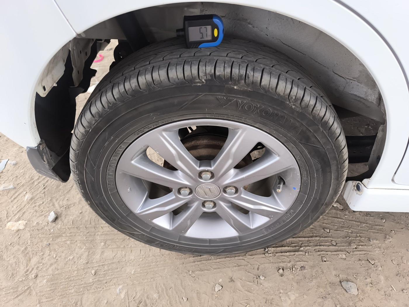 2018 Maruti Wagon R 1.0 VXI+, Petrol, Manual, 1,06,230 km, tyre