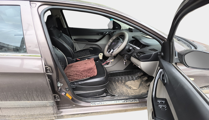 2017 Tata Tiago XM PETROL, Petrol, Manual, 78,274 km, interior