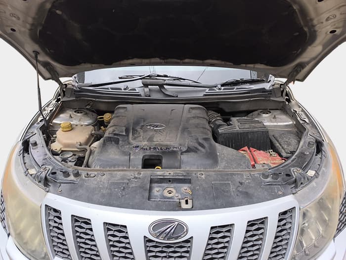 2012 Mahindra XUV500 W8, Diesel, Manual, 2,68,684 km, exterior