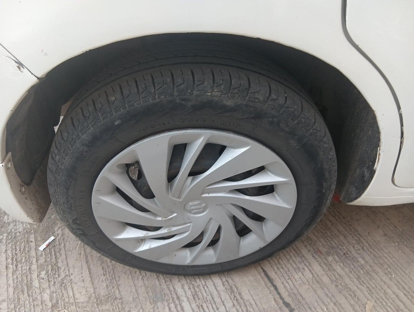 2015 Maruti Ertiga VDI ABS, Diesel, Manual, 1,66,507 km, tyre