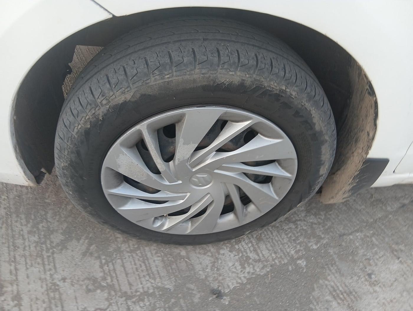 2015 Maruti Ertiga VDI ABS, Diesel, Manual, 1,66,507 km, tyre