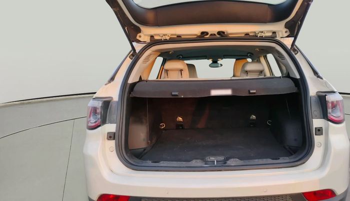 2017 Jeep Compass LIMITED 2.0 DIESEL, Diesel, Manual, 1,35,642 km, exterior