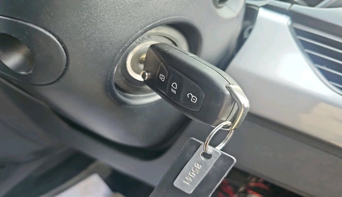 2023 Tata NEXON XZA PLUS SUNROOF PETROL, Petrol, Automatic, 20,057 km, interior