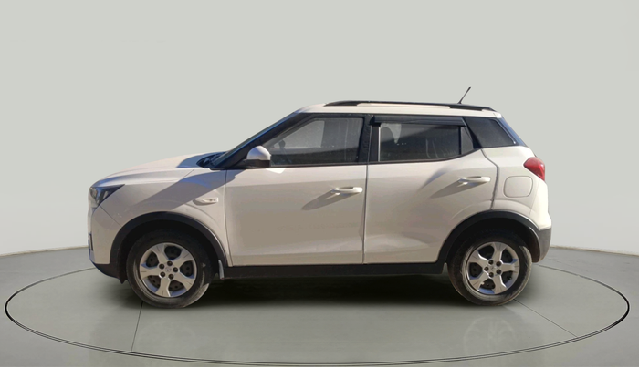 2023 Mahindra XUV300 W6 1.5 Diesel, Diesel, Manual, 94,732 km, exterior