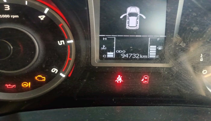 2023 Mahindra XUV300 W6 1.5 Diesel, Diesel, Manual, 94,732 km, interior