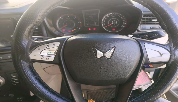 2023 Mahindra XUV300 W6 1.5 Diesel, Diesel, Manual, 94,732 km, interior