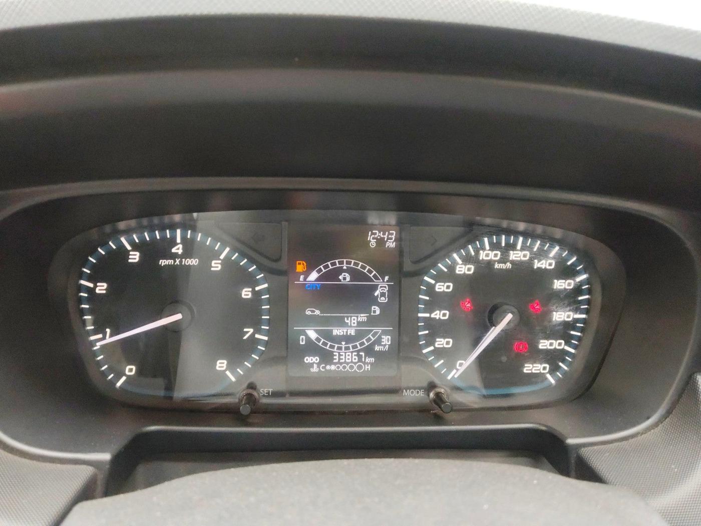 2023 Tata PUNCH ADVENTURE MT, Petrol, Manual, 33,867 km, interior