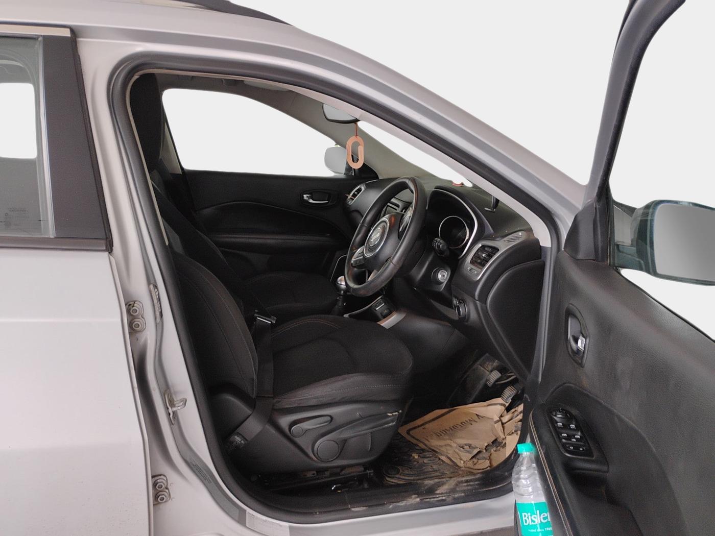 2018 Jeep Compass SPORT 2.0 DIESEL, Diesel, Manual, 1,34,051 km, interior