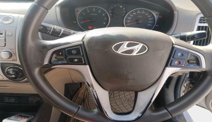 2011 Hyundai i20 SPORTZ 1.2, Petrol, Manual, 1,77,955 km, interior