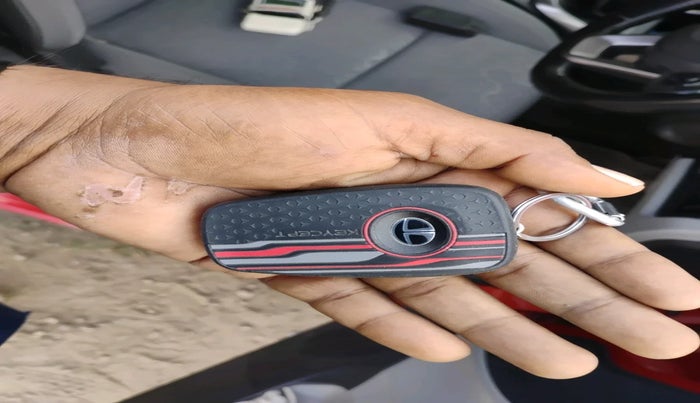 2020 Tata ALTROZ XZ PETROL, Petrol, Manual, 30,550 km, interior