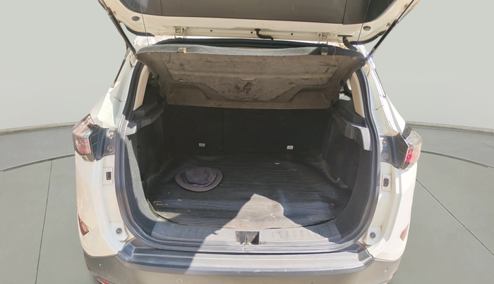 2019 Tata Harrier XZ 2.0L, Diesel, Manual, 1,06,699 km, exterior