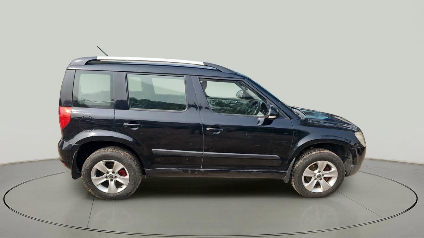 2011 Skoda Yeti ELEGANCE 2.0 TDI CR 4X4, Diesel, Manual, 1,80,087 km, exterior