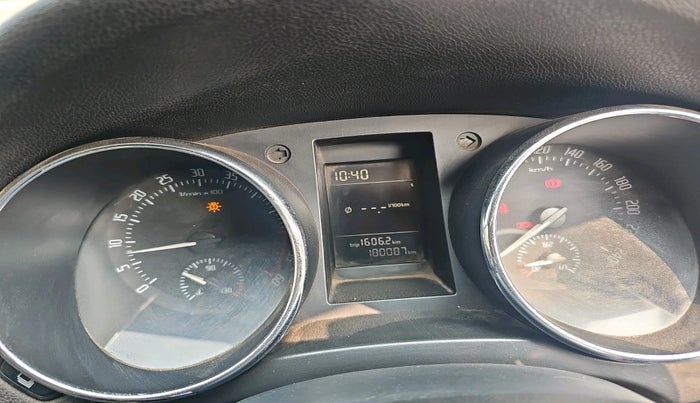 2011 Skoda Yeti ELEGANCE 2.0 TDI CR 4X4, Diesel, Manual, 1,80,087 km, interior