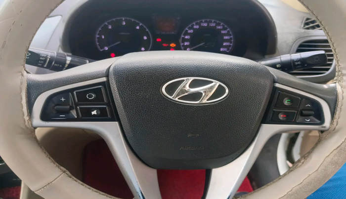 2012 Hyundai Verna FLUIDIC 1.6 CRDI SX, Diesel, Manual, 1,61,514 km, interior