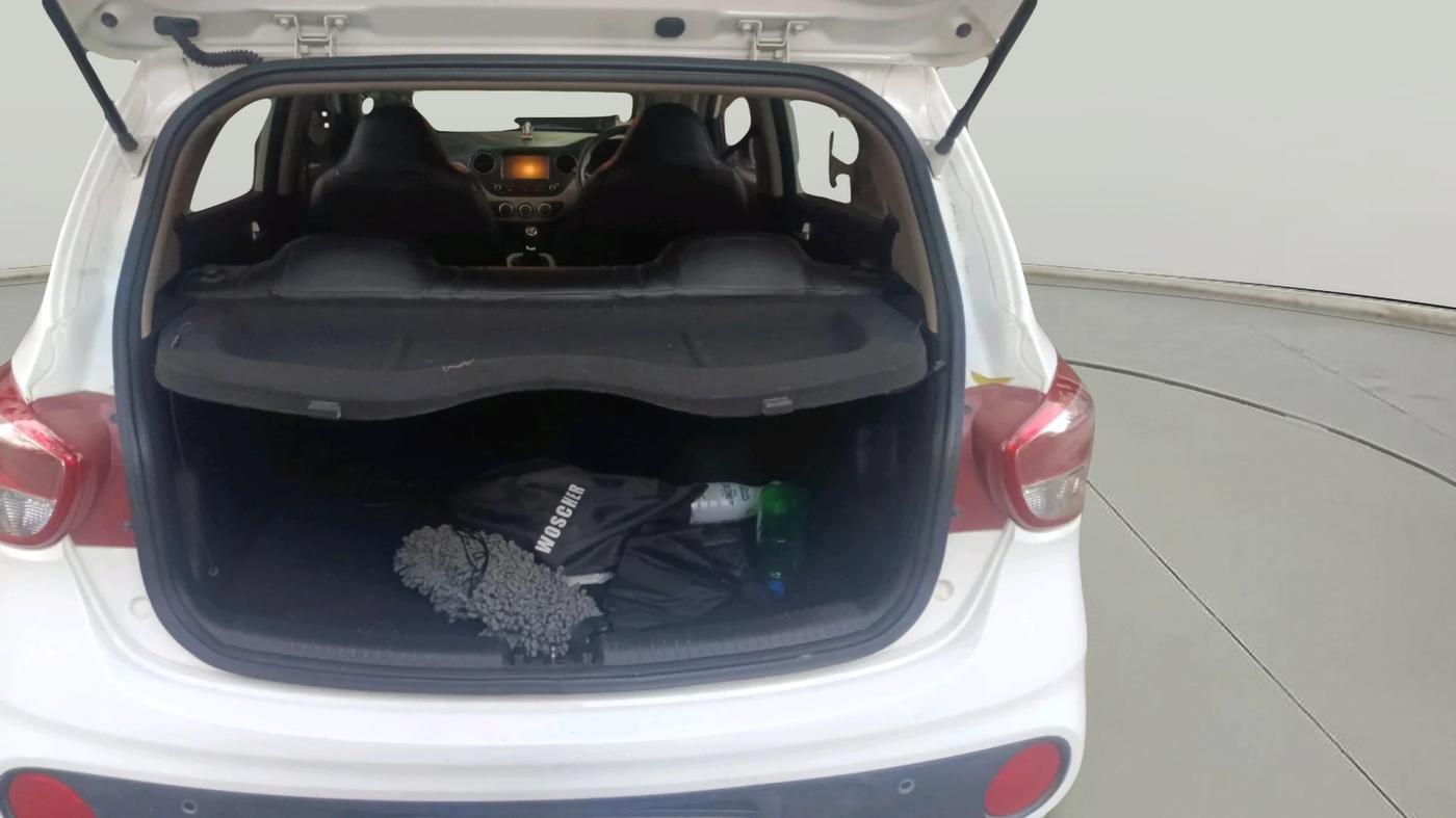 2019 Hyundai Grand i10 SPORTZ 1.2 KAPPA VTVT, Petrol, Manual, 33,257 km, exterior