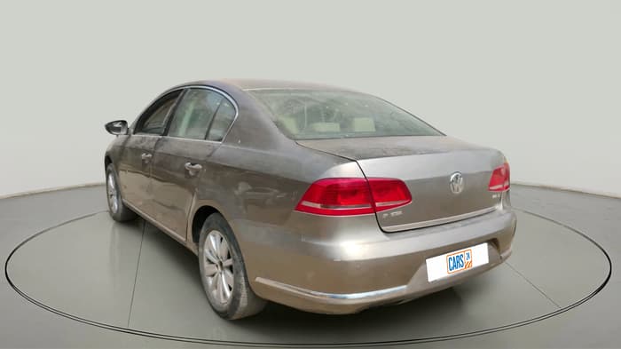 2011 Volkswagen Passat HIGHLINE DSG, Diesel, Automatic, 1,05,428 km, exterior