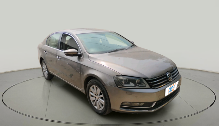 2011 Volkswagen Passat HIGHLINE DSG, Diesel, Automatic, 1,05,428 km, exterior