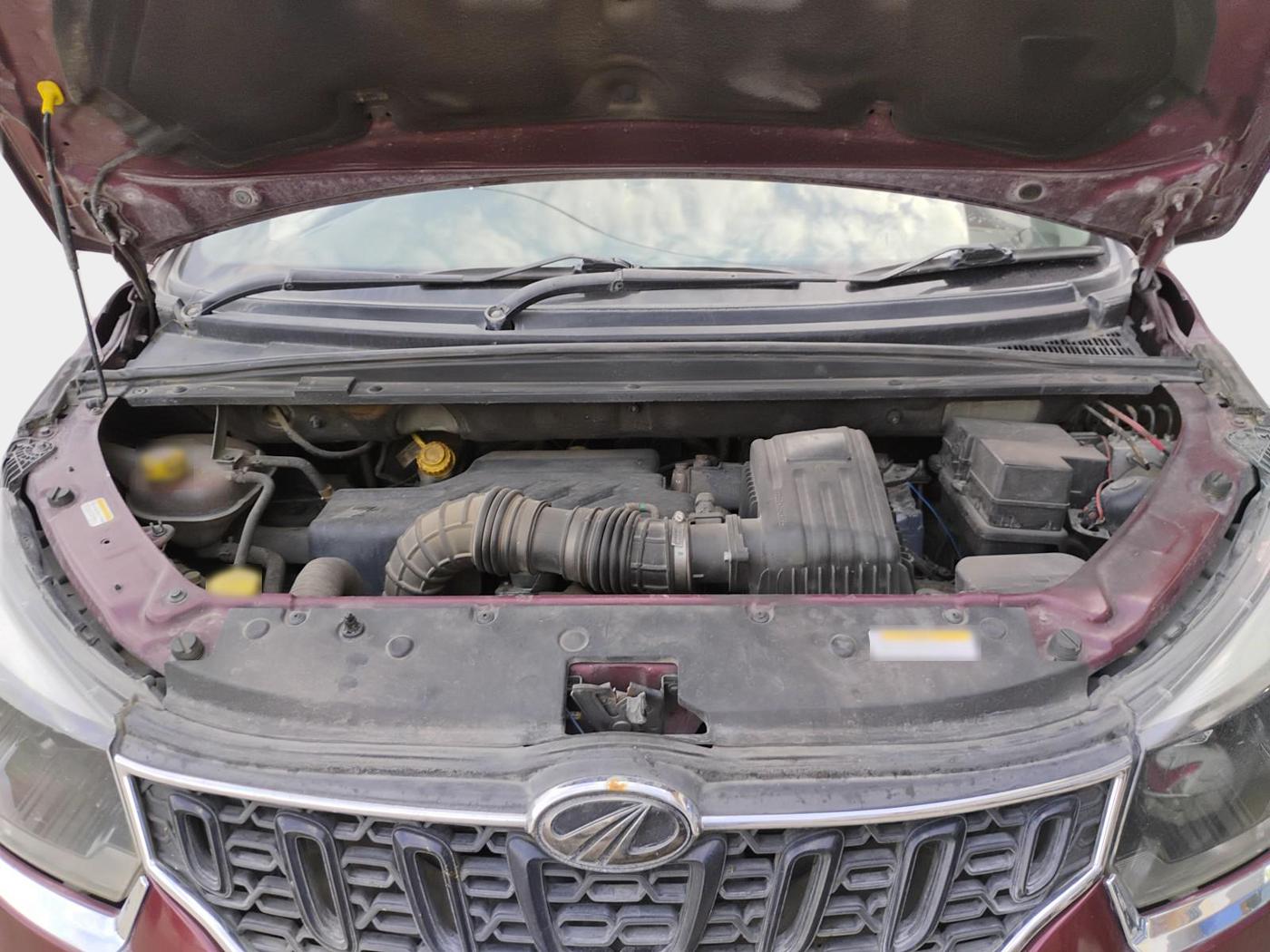 2018 Mahindra MARAZZO M2 8 STR, Diesel, Manual, 2,16,678 km, exterior