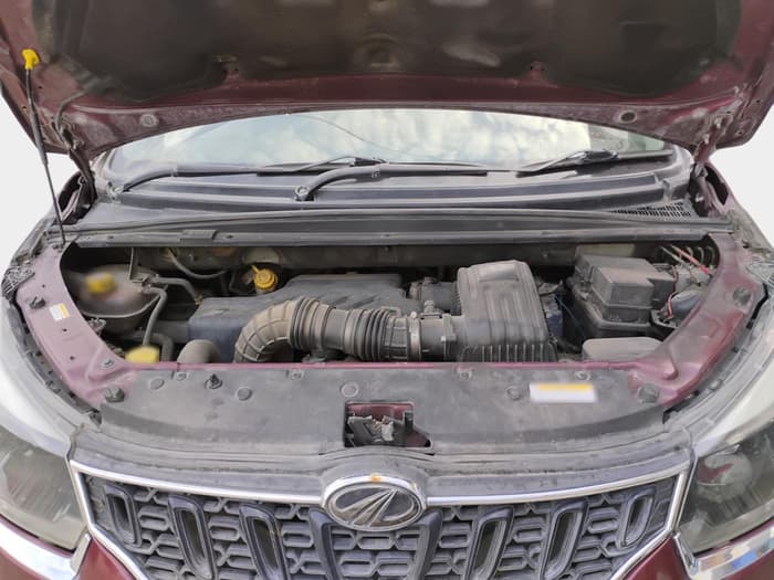 2018 Mahindra MARAZZO M2 8 STR, Diesel, Manual, 2,16,678 km, exterior