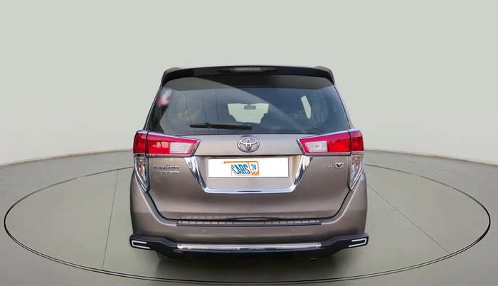 2016 Toyota Innova Crysta 2.4 VX 7 STR, Diesel, Manual, 84,608 km, exterior