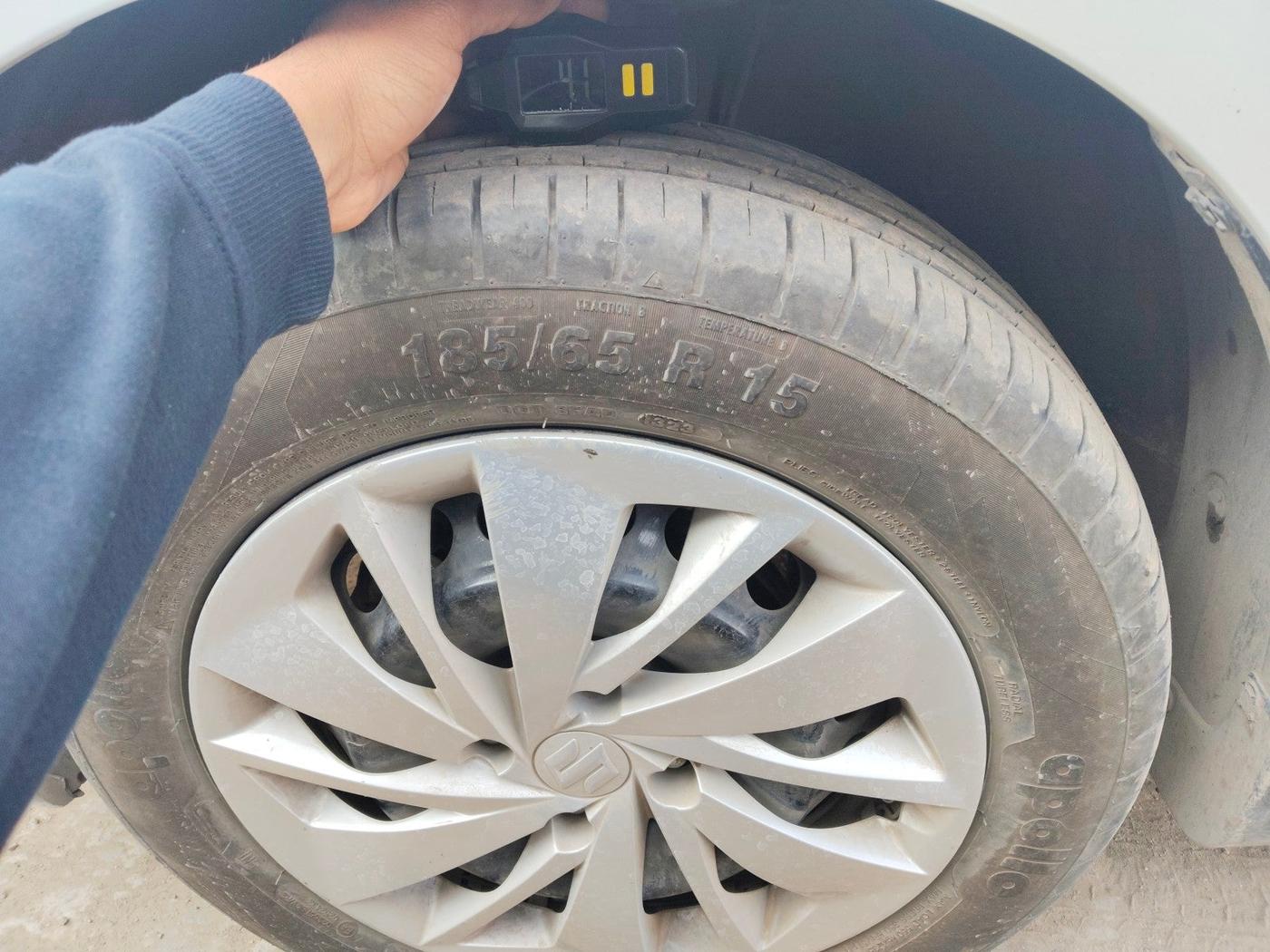 2023 Maruti Baleno DELTA 1.2 AGS, Petrol, Automatic, 28,700 km, tyre