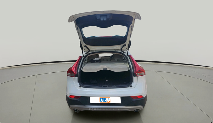 2014 Volvo V40 Cross Country D3, Diesel, Automatic, 95,163 km, exterior