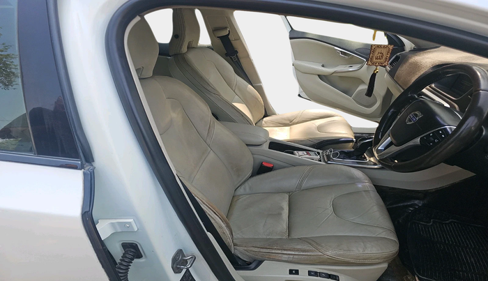 2014 Volvo V40 Cross Country D3, Diesel, Automatic, 95,163 km, interior