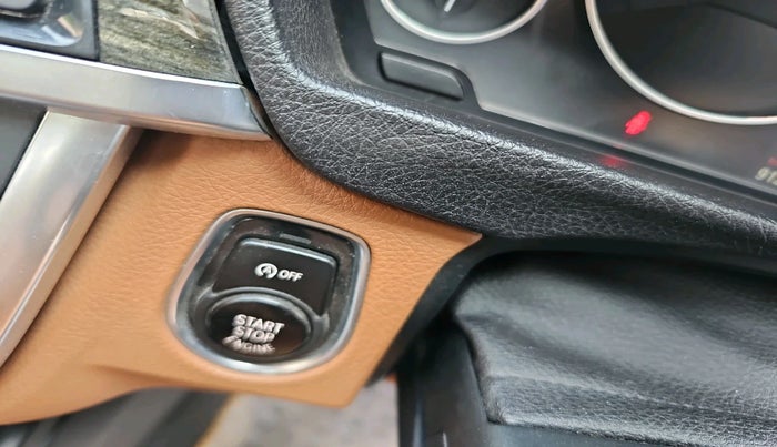 2016 BMW 3 Series  GT 320d Luxury Line, Diesel, Automatic, 91,265 km, interior