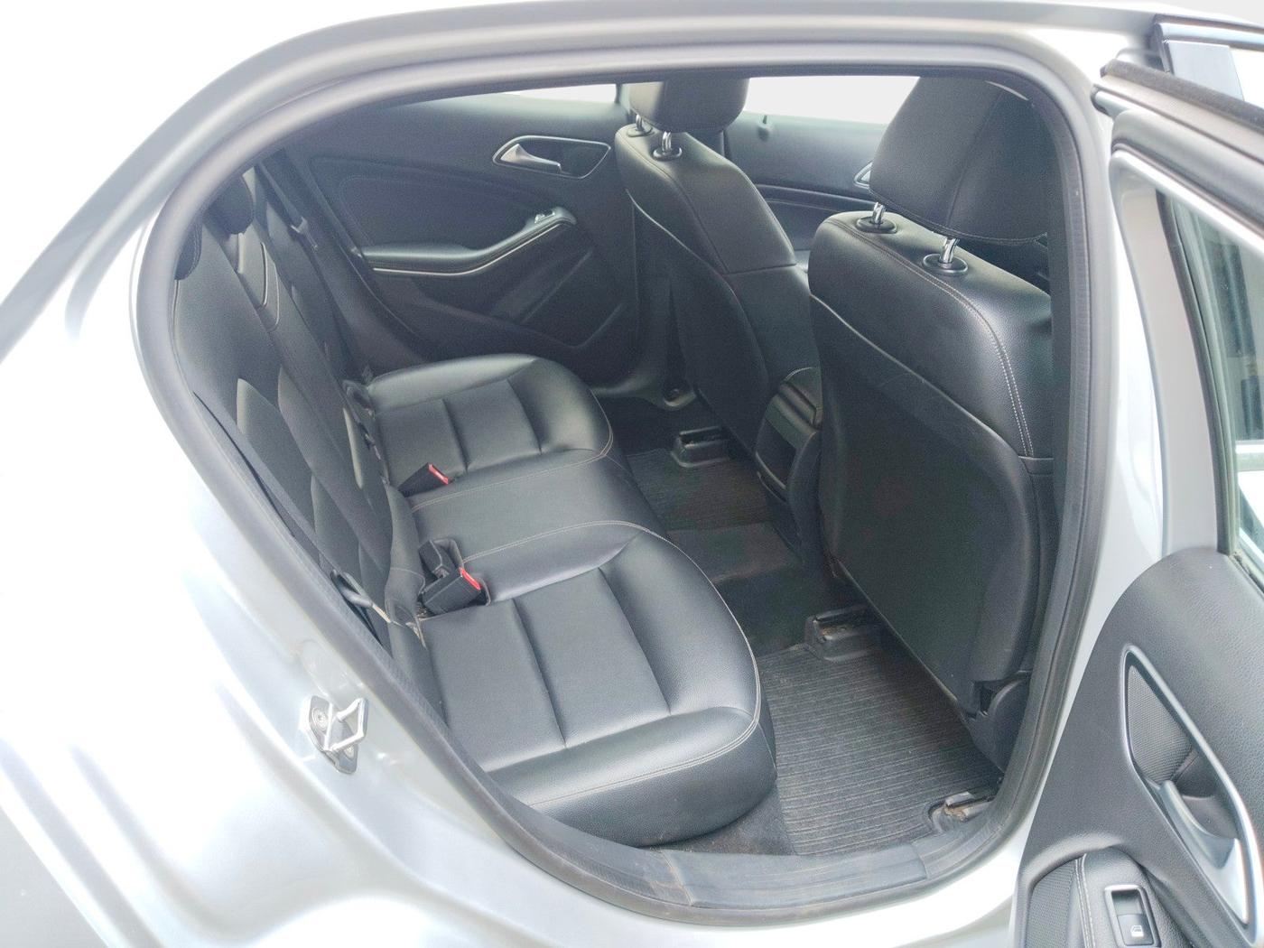2018 Mercedes Benz GLA Class 200 D Sports, Diesel, Automatic, 49,50,000 km, interior